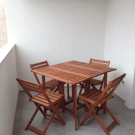 Feriehus Small House *